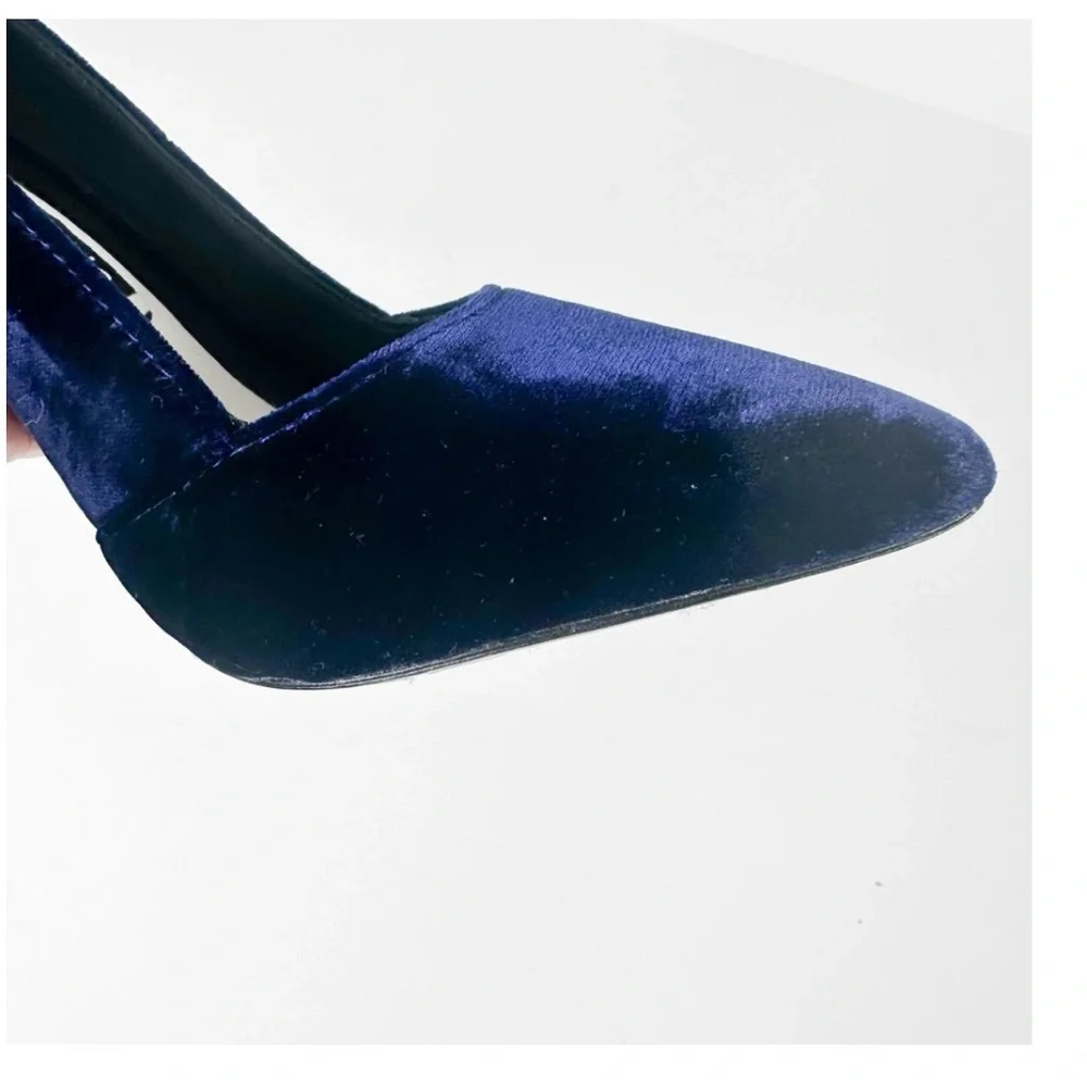 Alice & Olivia Sapphire Blue Velvet Heels Stitch Details